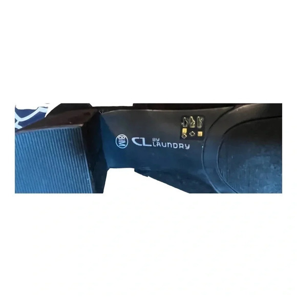 CL BY LAUNDRY WOMEN'S JOANNE SUEDE BLACK HEELED FLORAL CUTOUT SANDALS SIZE 8.5 - Picture 13 of 13